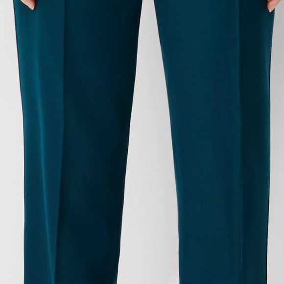 NWT Ann Taylor Petite Straight Pant Airy Wool Blend - Curvy Fit Style #:59658 - Picture 2 of 7